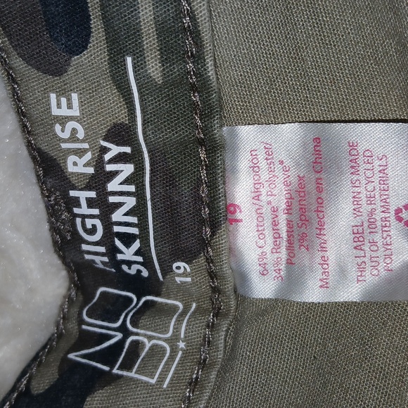 Camo High Rise Skinny - Picture 5 of 5